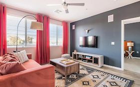 Modern Cozysuites - Paradise Under The Palm Trees!