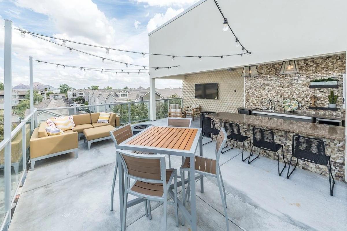 Modern Cozysuites - Paradise Under The Palm Trees! Phoenix Exterior photo