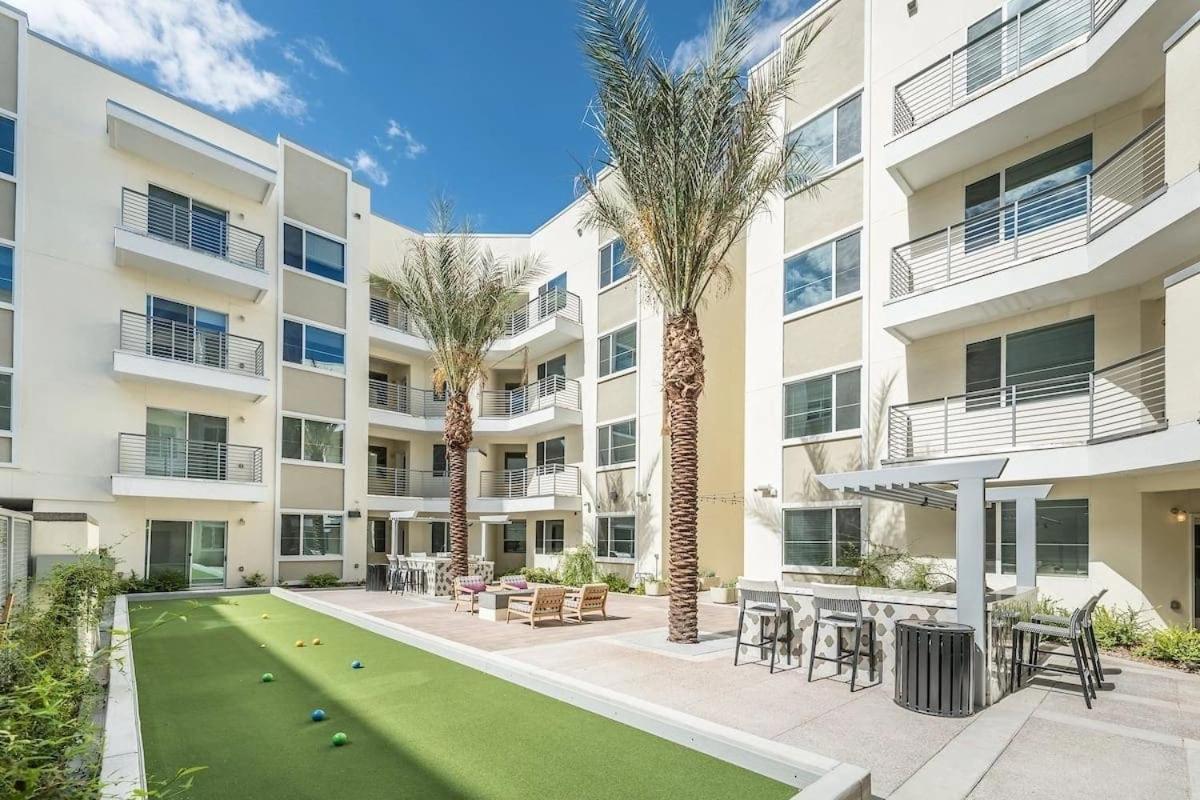 Modern Cozysuites - Paradise Under The Palm Trees! Phoenix Exterior photo