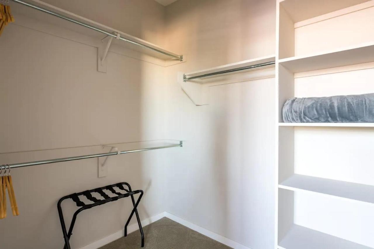 Modern Cozysuites - Paradise Under The Palm Trees! Phoenix Exterior photo